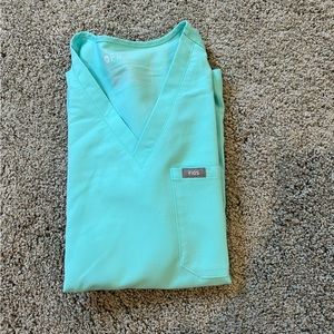 Figs turquoise Catarina one pocket scrub top